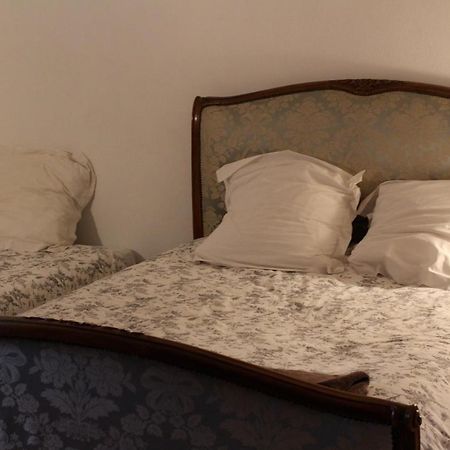 A Pas D Ane Bed & Breakfast Eygluy-Escoulin Екстериор снимка